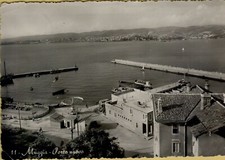 66723V vecchia cartolina DI MUGGIA IL PORTO NUOVO SI VEDE GIOSTRA CALCI IN CU..