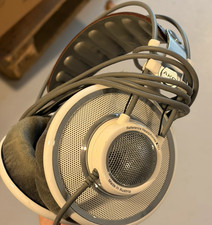 Cuffie AKG K701, Made in