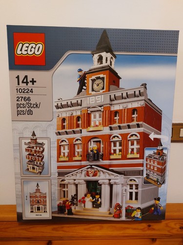Lego 10224 town hall - lego,