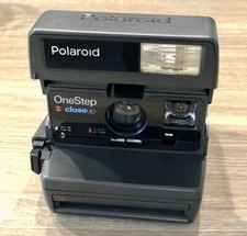 FOTOCAMERA ISTANTANEA POLAROID 600 FILM 636 CLOSE UP