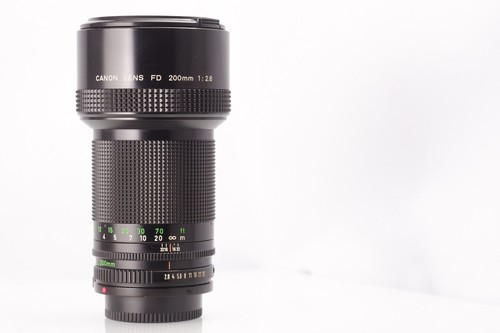 Canon 200mm if in very - 200mm, f2.8