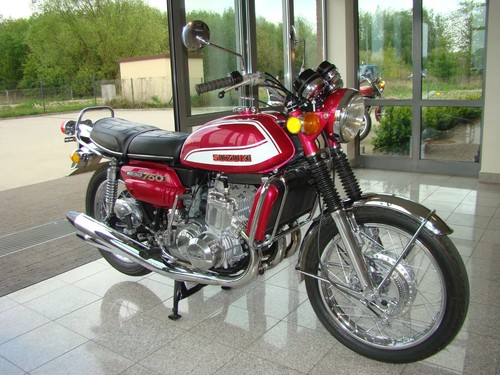 Suzuki gt750 1972 rosso destro - suzuki,