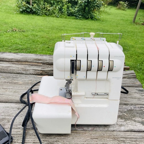Macchina overlock vintage