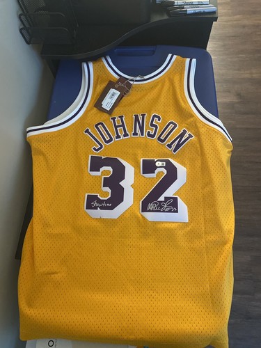 Maglia magic johnson firmata - johnson,