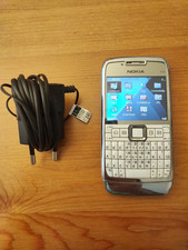 Nokia E71 - con cavo di