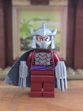 112. Lego Minifigures -
