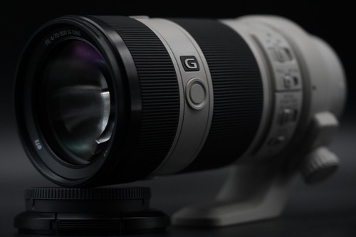Sony 200 4 - mm, oss