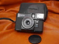 #2554 Olympus Pen EF mezza