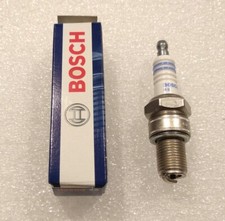 Candela BOSCH WR3CC PIAGGIO 50 125 150 180 2T PASSO LUNGO NOTT SVITAB BR9ES 2pz