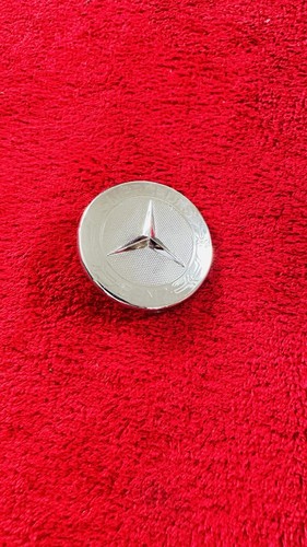 Mercedes emblema stella cofano