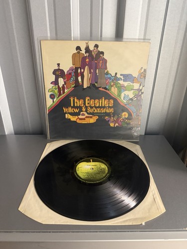 The beatles yellow submarine - the,