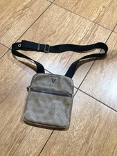 GUESS Men's Logo Messenger