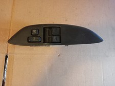 Pulsantiera Alzavetro + Blocco Porte/Vetri anteriore sx TOYOTA YARIS I 2005