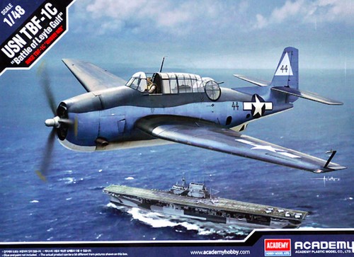Academy kit aereo - 1/48,