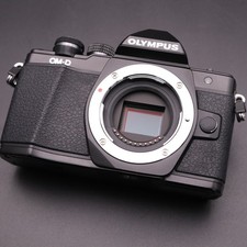 Olympus OM-D E-M10 Mark II