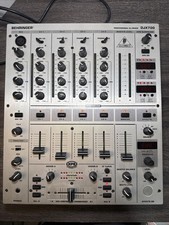 Behringer DJX700 Mixer professionale per DJ 5 canali 5 canali digitale