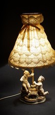 LAMPADA DA COMODINO TAVOLO ABATJOUR PORCELLANA CAPODIMONTE PARALUME PIZZO H.40cm