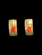 Orecchini intrecciati a mano in argento e Corallo