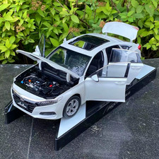 Modellino in lega 1:18 Guangqi