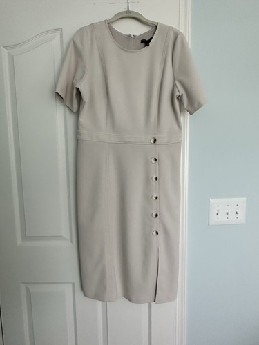 Maggy london crew - neck, side