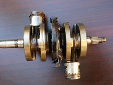 Vilebrequin avec pistons Honda