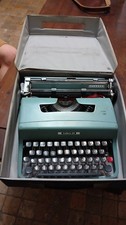 macchina da scrivere Olivetti