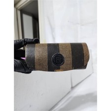 Autentica custodia a scatto