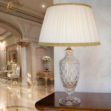 Lampada da tavolo in cristallo