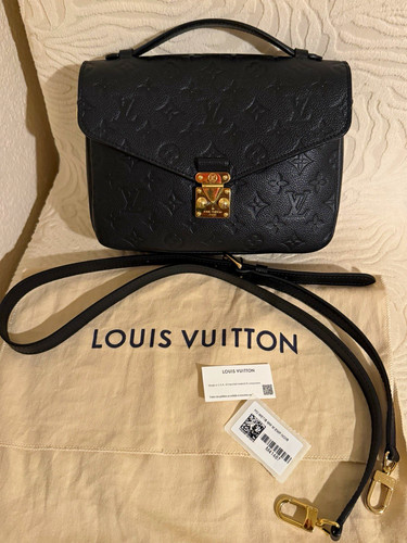 Louis vuitton monogram - louis,