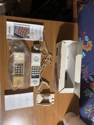 Ricambi per telefoni vintage