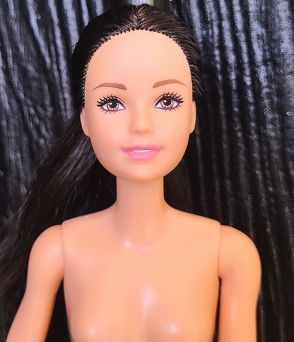 Barbie ispanica fashionistas