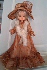 BAMBOLA FURGA SERIE "DAMINE"