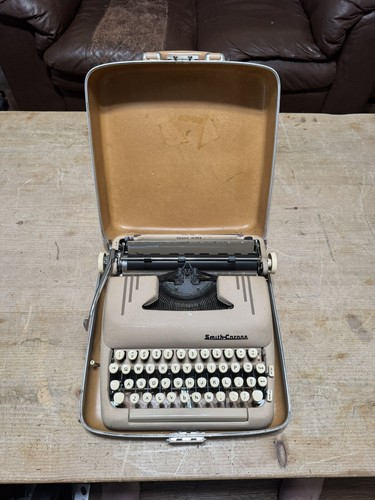 Macchina scrivere vintage - scrivere,