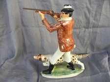 CACCIATORE con FUCILE e CANE da CACCIA SEGUGIO BRACCO SETTER (BOTTIGLIA) h cm 42