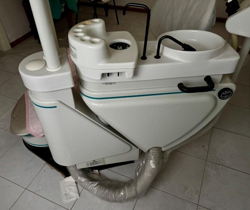 Riunito odontoiatrico