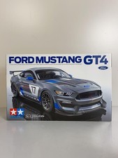 Modellino auto in plastica