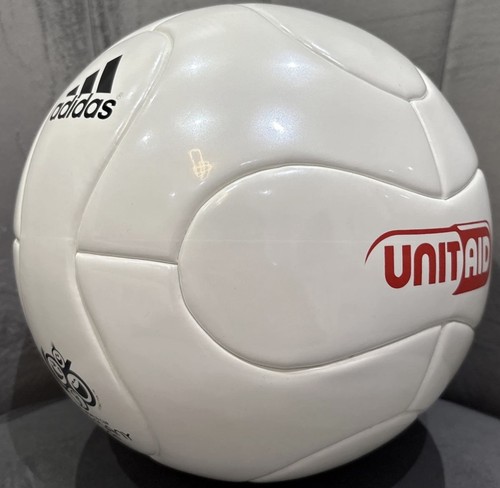 Pallone ufficiale adidas fifa - ufficiale,