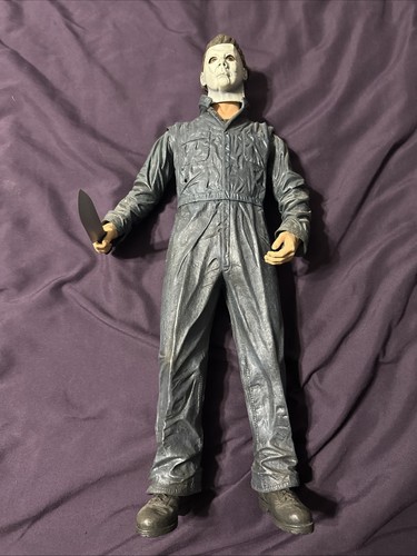 Neca 2004 halloween - neca,