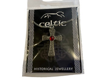 Croce Celtica Rosso Gemma