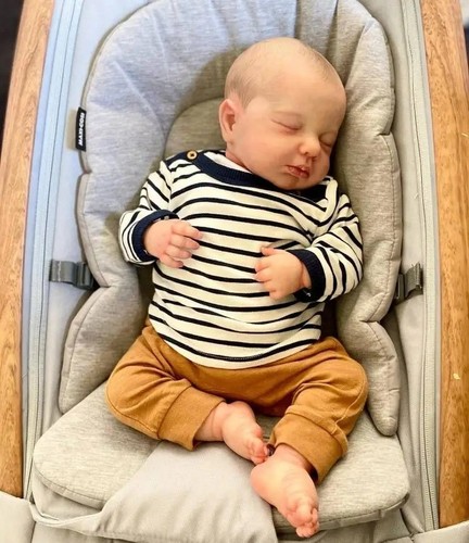 Bambola neonato reborn