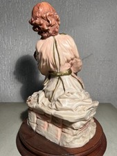 SCULTURA PORCELLANA CAPODIMONTE SEC.XX Firmata Guido Cortese