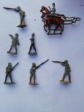 soldatini tedeschi della prima guerra mondiale con maschera antigas di piombo 