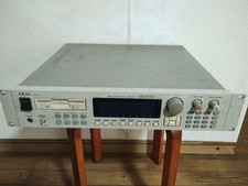 Campionatore AKAI S3000XL con