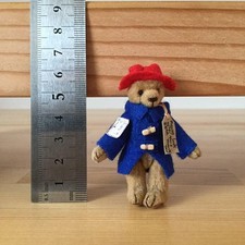 Figura di peluche fatta a mano