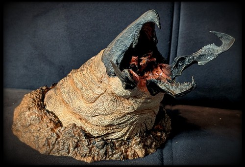 Tremors graboid prop - tremors,