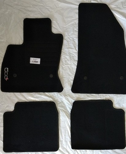 Tappeti moquette fiat 500l - 500l, su