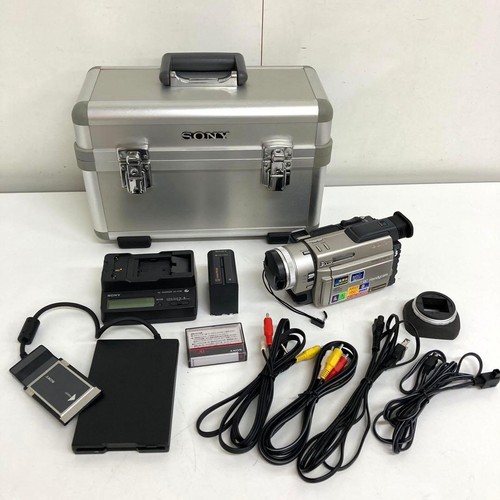 Sony dcr trv900 3ccd - dcr-trv900, minidv