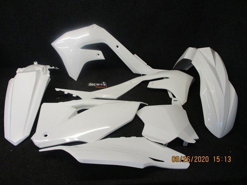 Kit completo plastica bianco