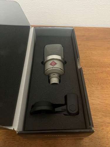 Neumann tlm 102 - 102, microfono