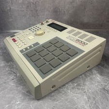 AKAI MPC2000 Classic Sampler